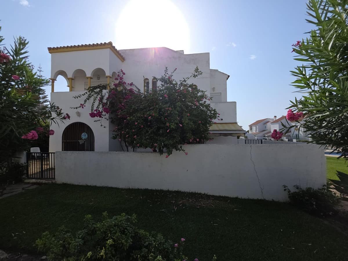 3-slaapkamerwoning aan het strand in Casares Playa in Casares Playa - foto 4