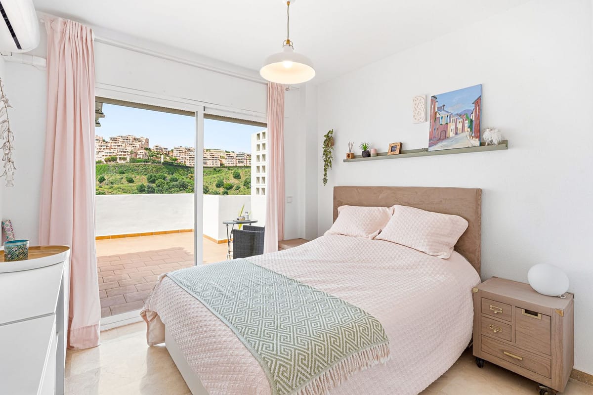 Drie-slaapkamer penthouse in Calahonda in Calahonda - foto 15
