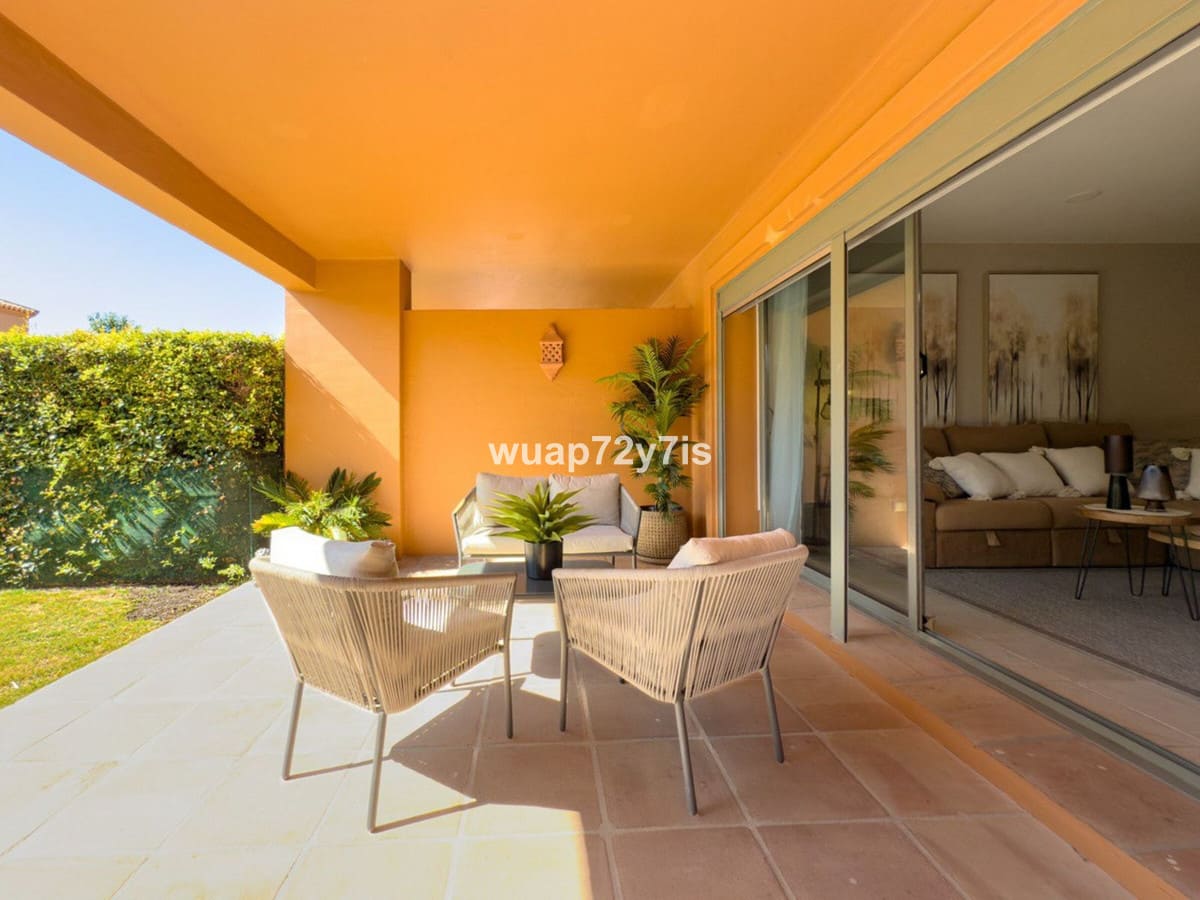 Begane grond appartement met 3 slaapkamers in Benatalaya, Estepona in Estepona - foto 7