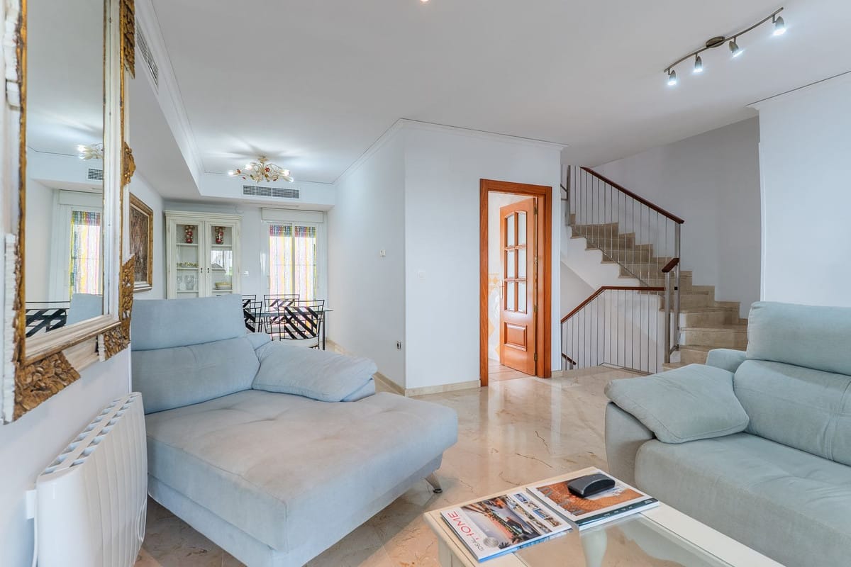 Drie-slaapkamerwoning aan het strand in El Rosario in El Rosario - foto 5