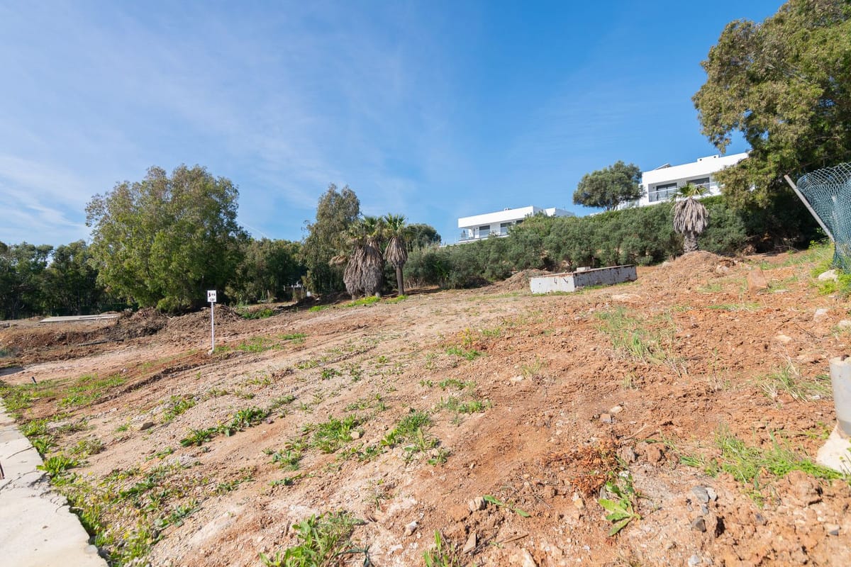 La Paloma Private Plot Collectie in Manilva — 7 kavels met zeezichtpotentieel in Manilva - foto 7