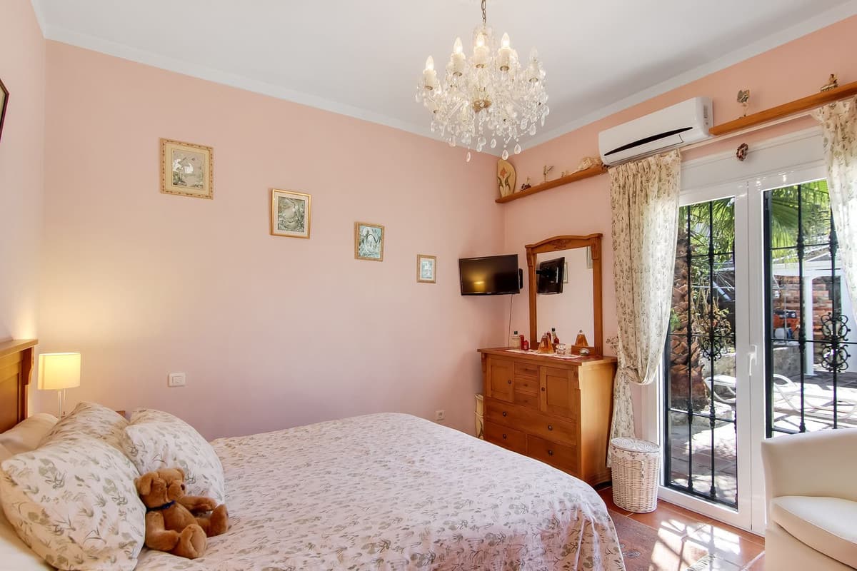 Finca met 3 slaapkamers in Guaro, Málaga in Guaro - foto 16