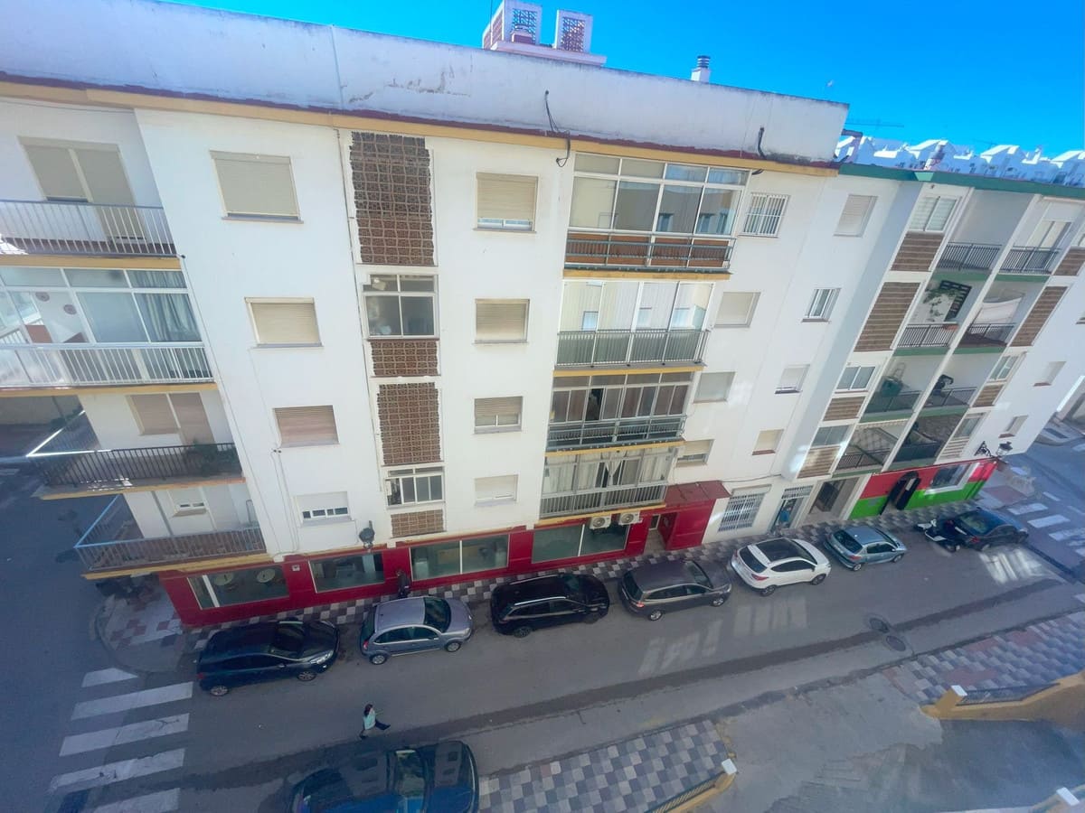 Appartement met 3 slaapkamers in Estepona – Avenida Juan Carlos I in Estepona - foto 16