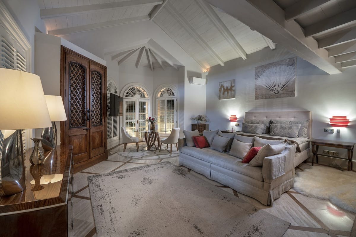 Luxe villa met 6 slaapkamers in San Roque Club, Cádiz in San Roque Club - foto 10