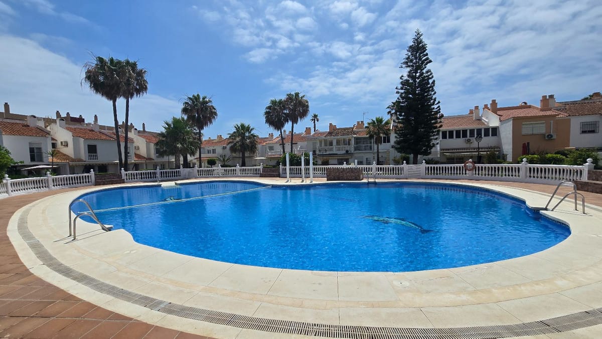 Stadswoning met 4 slaapkamers in Málaga in Málaga - foto 2