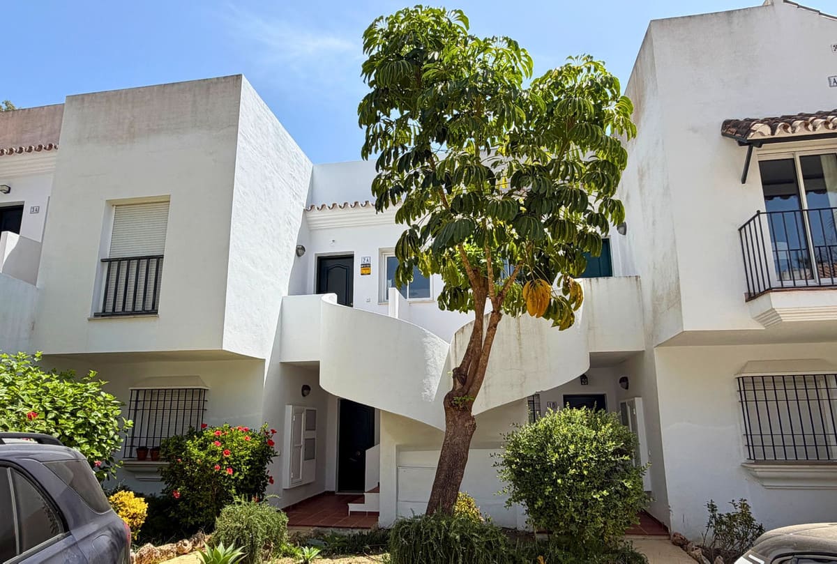 2 bedroom Apartment in Nueva Andalucía in Nueva Andalucía - foto 4