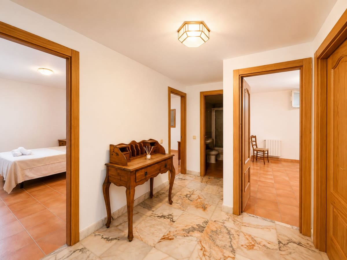 7-slaapkamer villa in Marbella met renovatiepotentieel in Marbella - foto 15