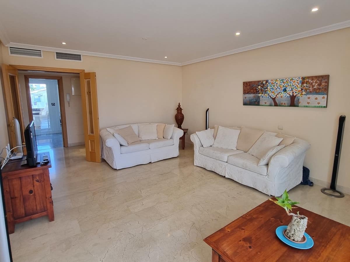 2 bedroom Apartment in Selwo in Selwo - foto 8
