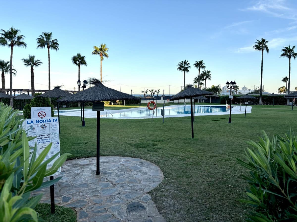 Appartement op de begane grond in Estepona, Costa del Sol in San Luis de Sabinillas - foto 18