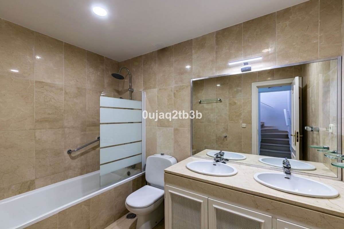 3-slaapkamer stadswoning in Aloha in Aloha - foto 17