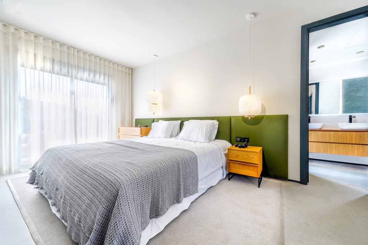 Vijf-slaapkamer villa in Nueva Andalucía in Nueva Andalucía - foto 6