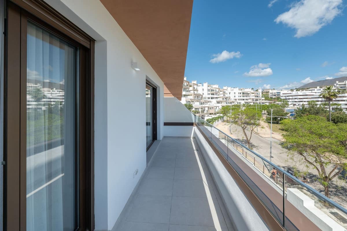 Estepona: 2-slaapkamer appartement, 93 m², directe verkoop in Estepona - foto 13