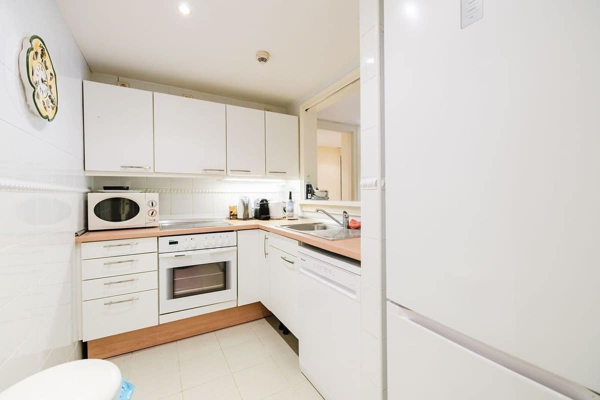 Appartement met 2 slaapkamers in Estepona in Estepona - foto 14
