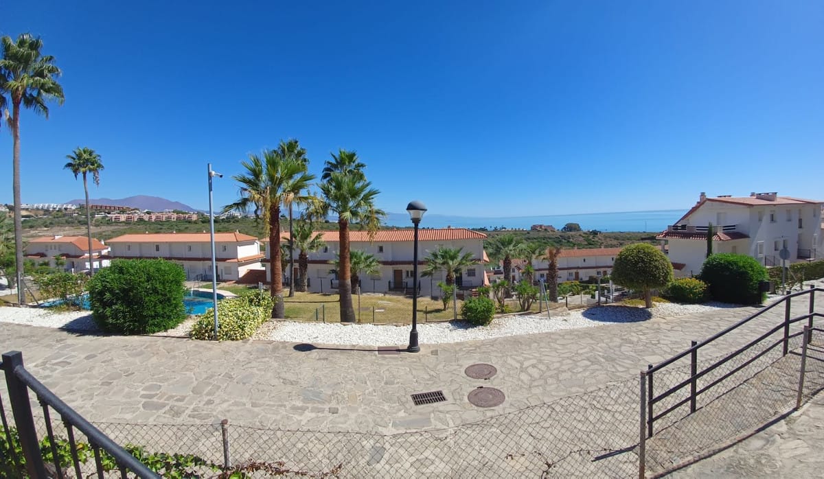 2-slaapkamer appartement met zeezicht in Manilva in Manilva - foto 2