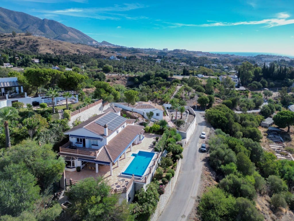Exclusieve villa met zeezicht in Mijas – rustige locatie nabij de stad in Mijas - foto 11