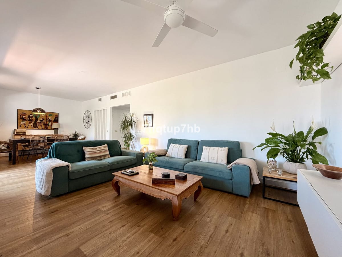Drie-slaapkamer appartement in Estepona in Estepona - foto 2