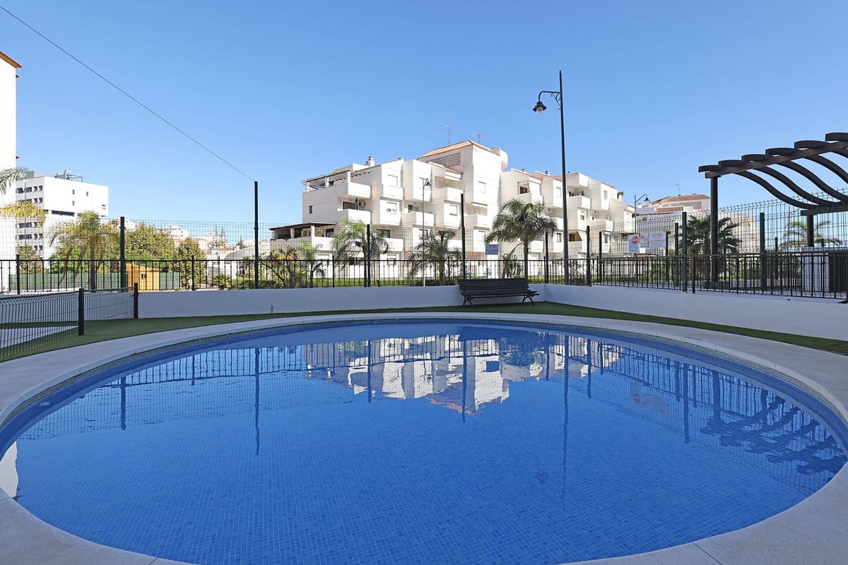 Drie-slaapkamerappartement in Estepona in Estepona - foto 17
