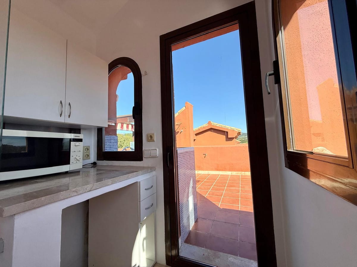 Drie-slaapkamer duplex-penthouse in Estepona in Estepona - foto 12