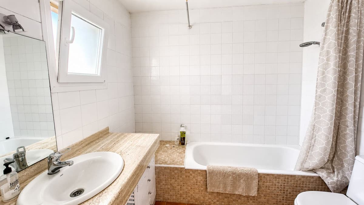 3 bedroom House in Casares Playa in Casares Playa - foto 16