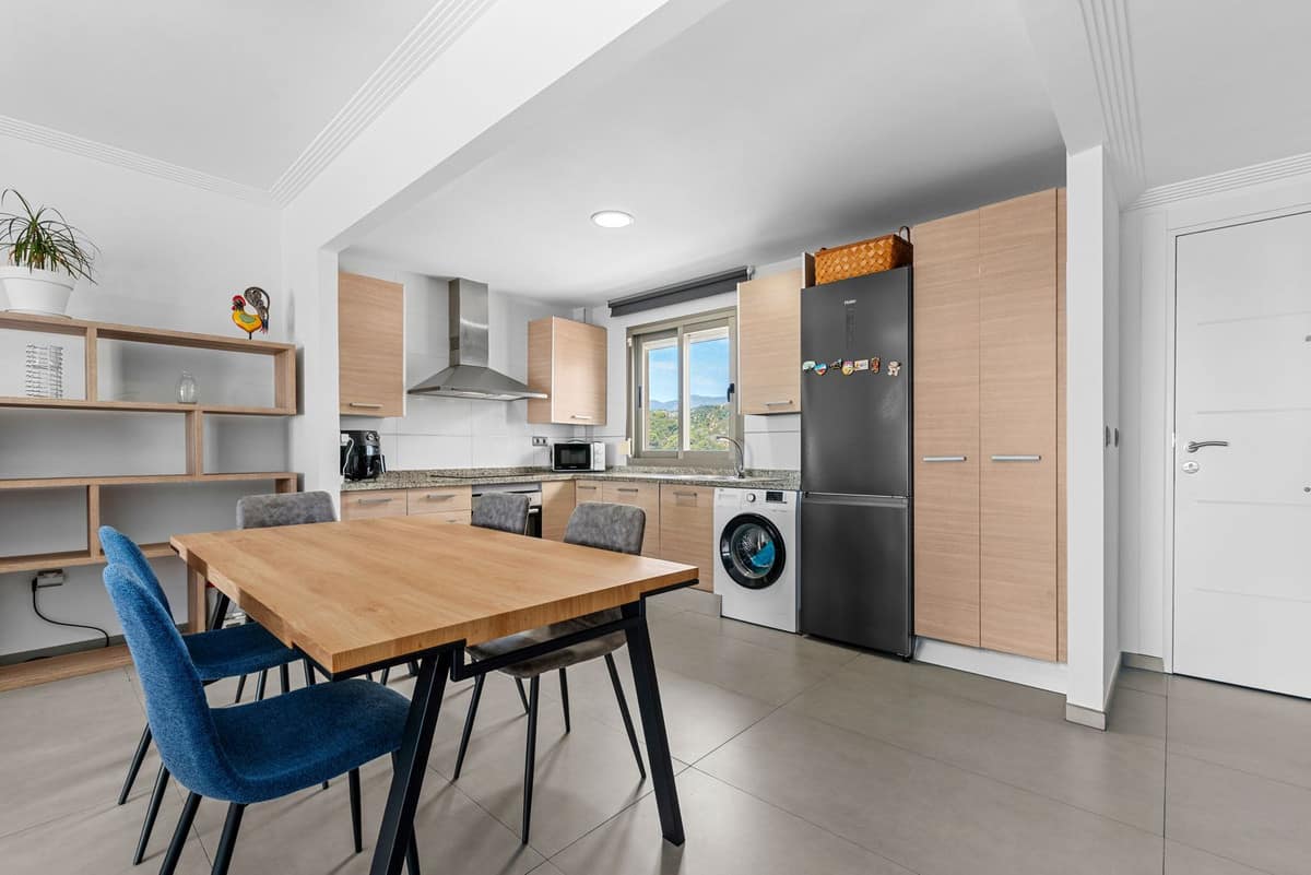 Elegant gerenoveerde penthouse met royaal privéterras aan de New Golden Mile in New Golden Mile - foto 10