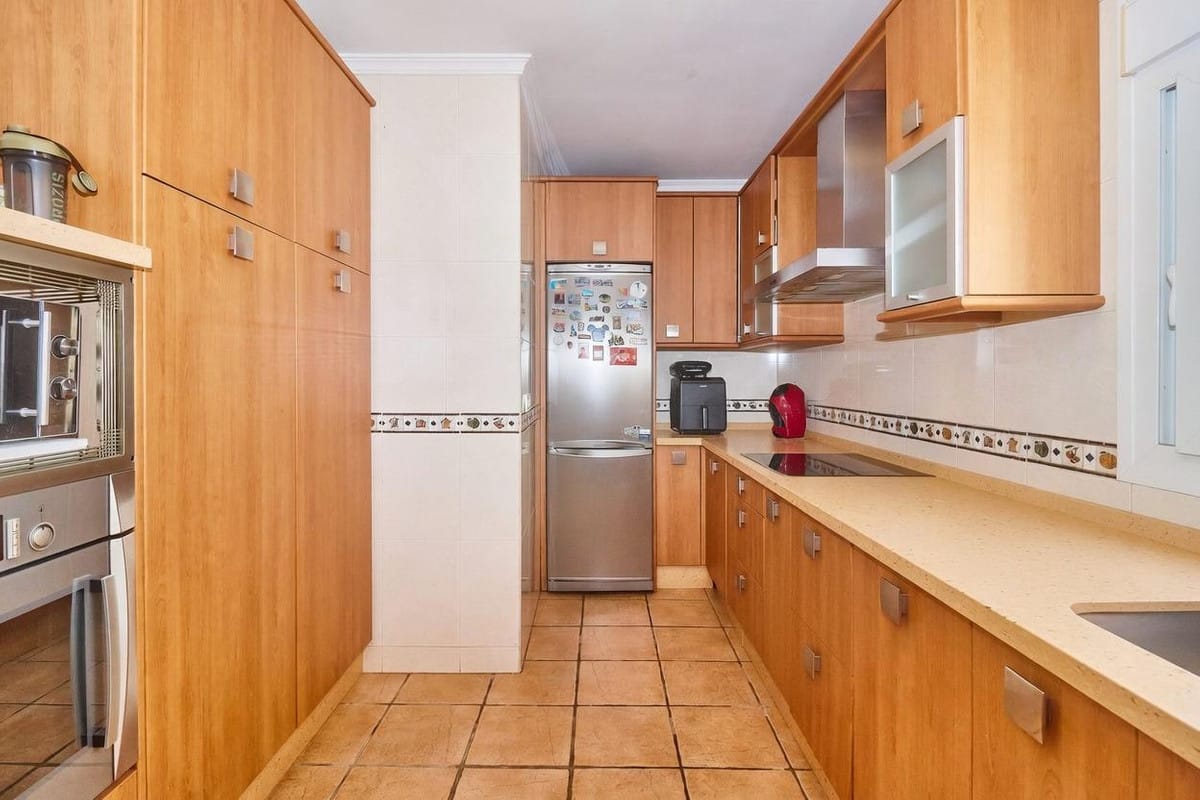 Hoekwoning met 4 slaapkamers in Fuengirola in Fuengirola - foto 3