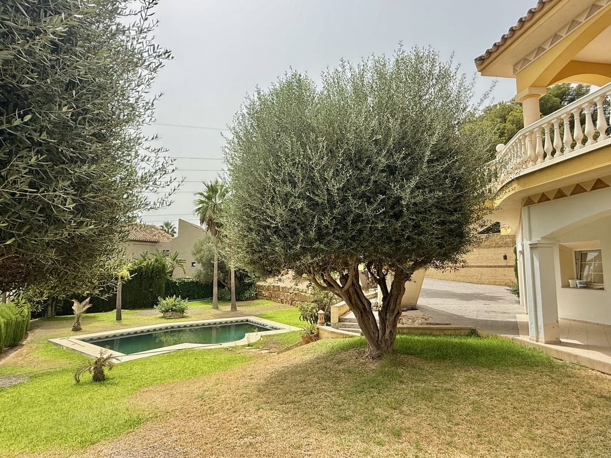 5-slaapkamer villa met zeezicht in Hacienda Las Chapas – renovatiekans in Hacienda Las Chapas - foto 4