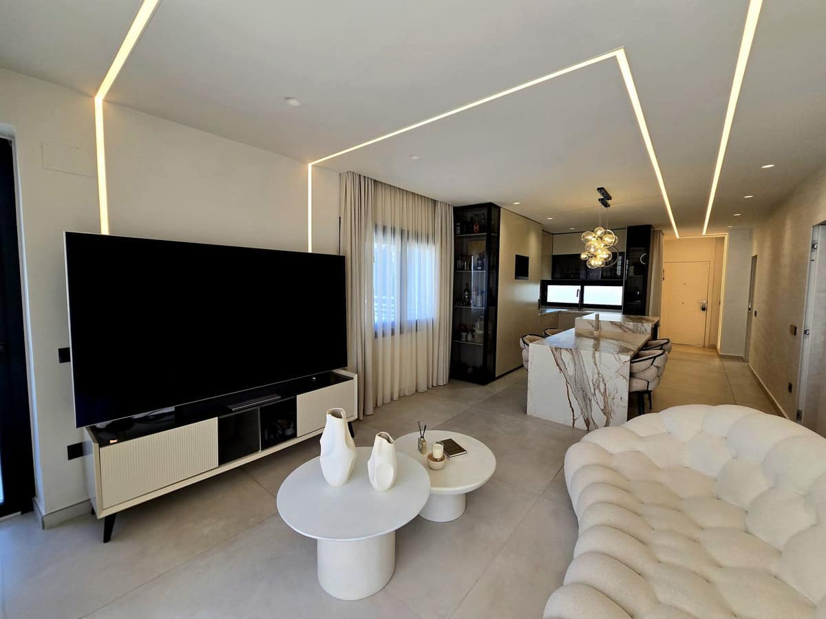 2-slaapkamer duplex penthouse met 3 terrassen in La Cala de Mijas in La Cala de Mijas - foto 2