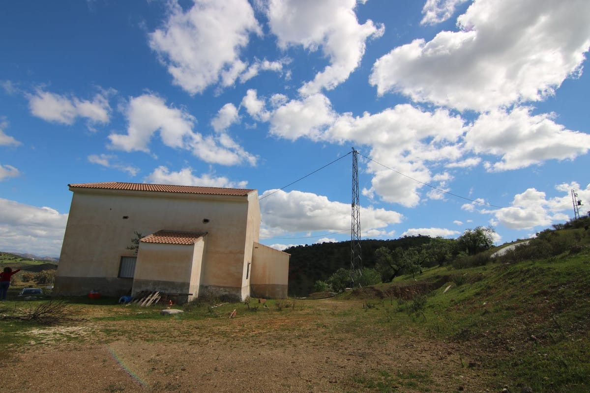 Kavel in Guaro in Guaro - foto 19