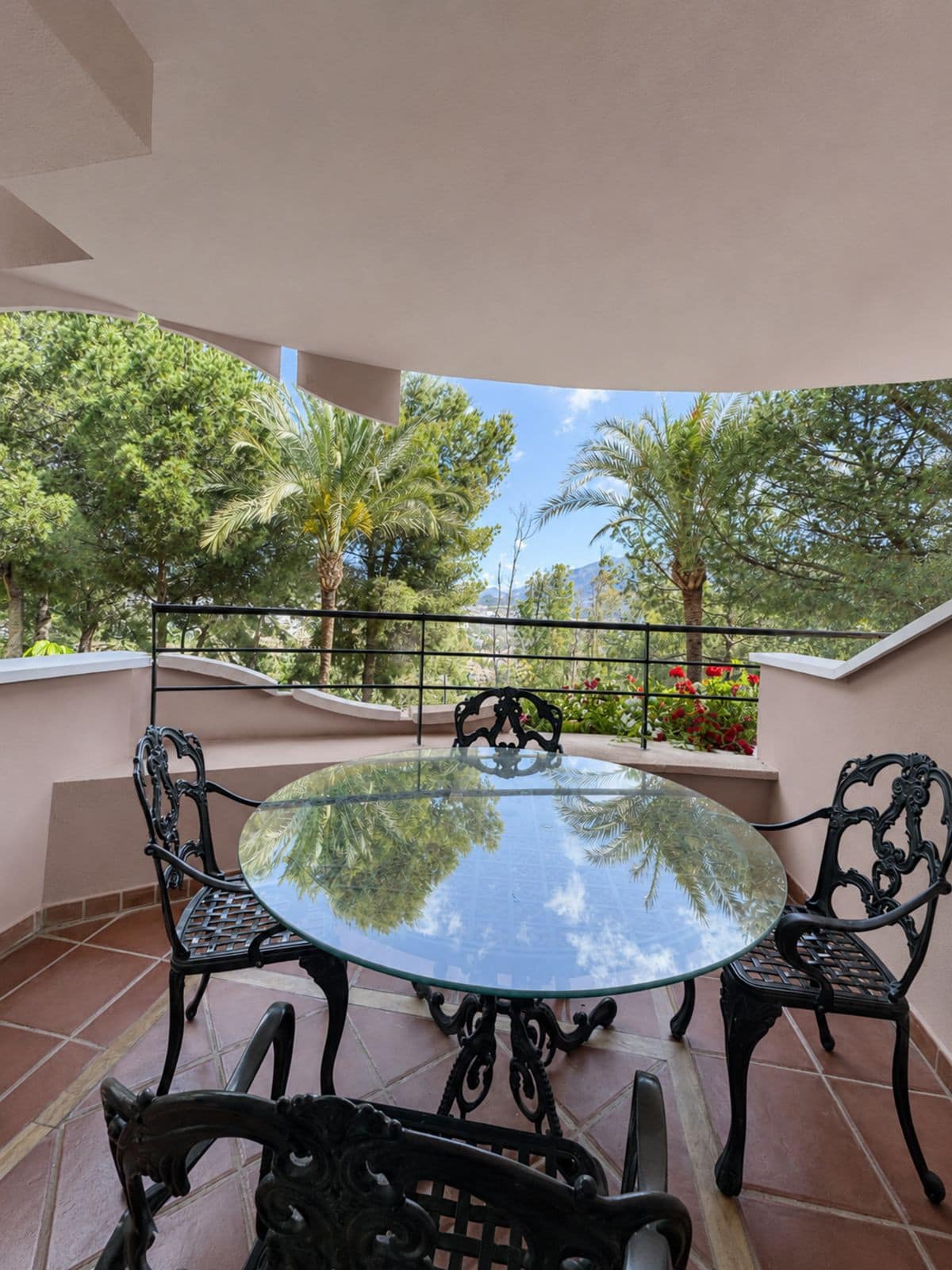 3 bedroom Apartment in Nueva Andalucía in Nueva Andalucía - foto 10