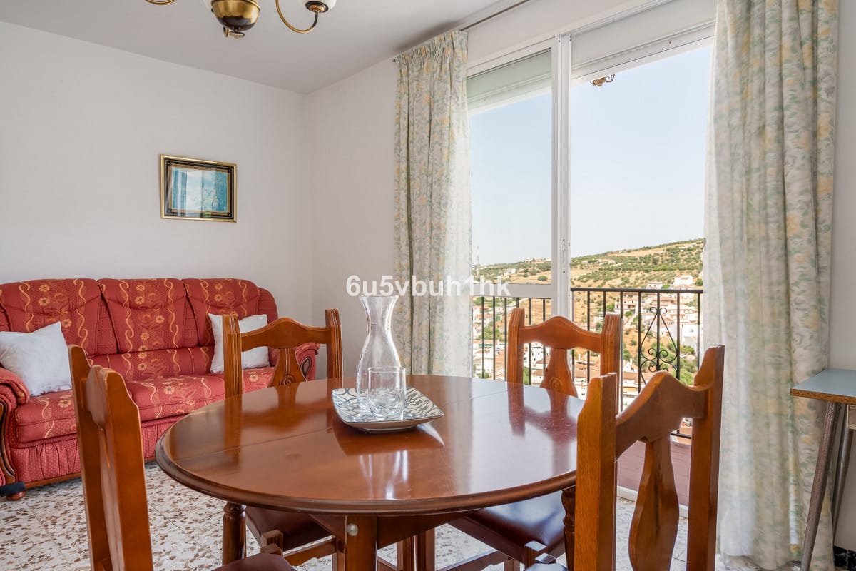 Halfvrijstaand chalet met 5 slaapkamers in Tolox in Tolox - foto 3