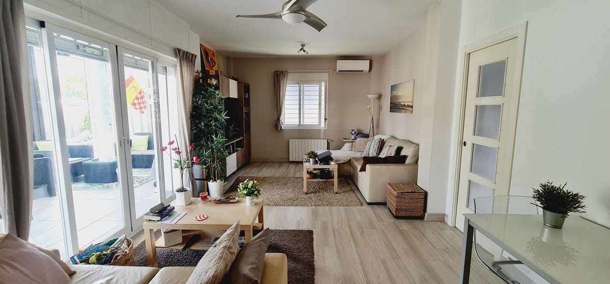 Vrijstaande villa met 4 slaapkamers in Alhaurín de la Torre in Alhaurín de la Torre - foto 8