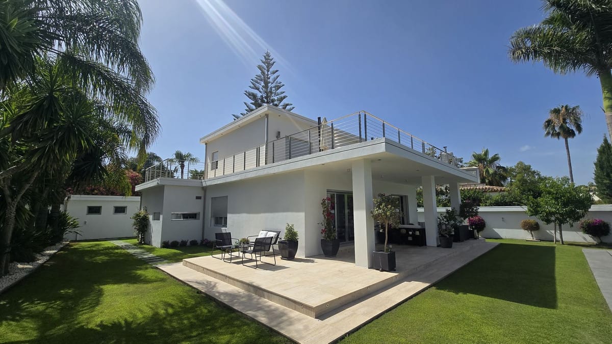 5-slaapkamer villa in Nueva Andalucía in Nueva Andalucía - foto 8