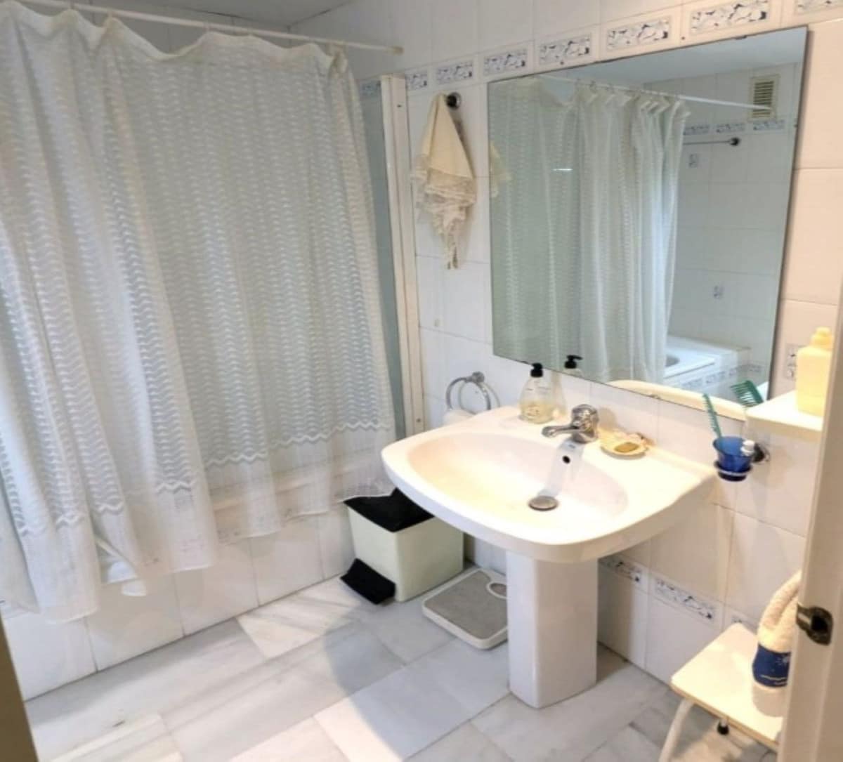 3-slaapkamer appartement aan het strand in Estepona in Estepona - foto 13
