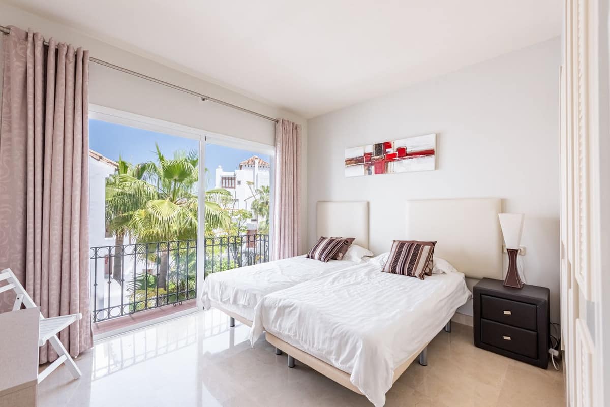 Drie-slaapkamer penthouse in Atalaya in Atalaya - foto 16