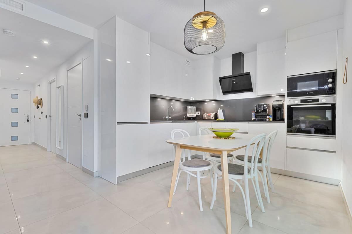 Appartement met 2 slaapkamers in Los Boliches, Málaga in Los Boliches - foto 5