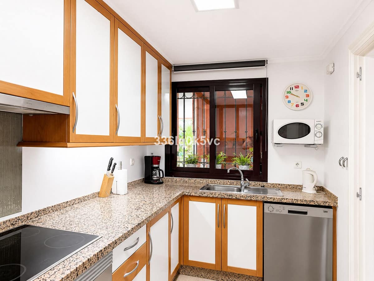 Stijlvol 2-slaapkamer appartement op de middenverdieping in Cumbre de Los Almendros, Benahavís in Benahavís - foto 13