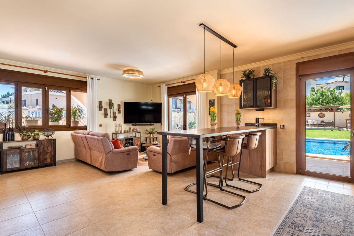 Villa met 4 slaapkamers in Sierrezuela in Sierrezuela - foto 14