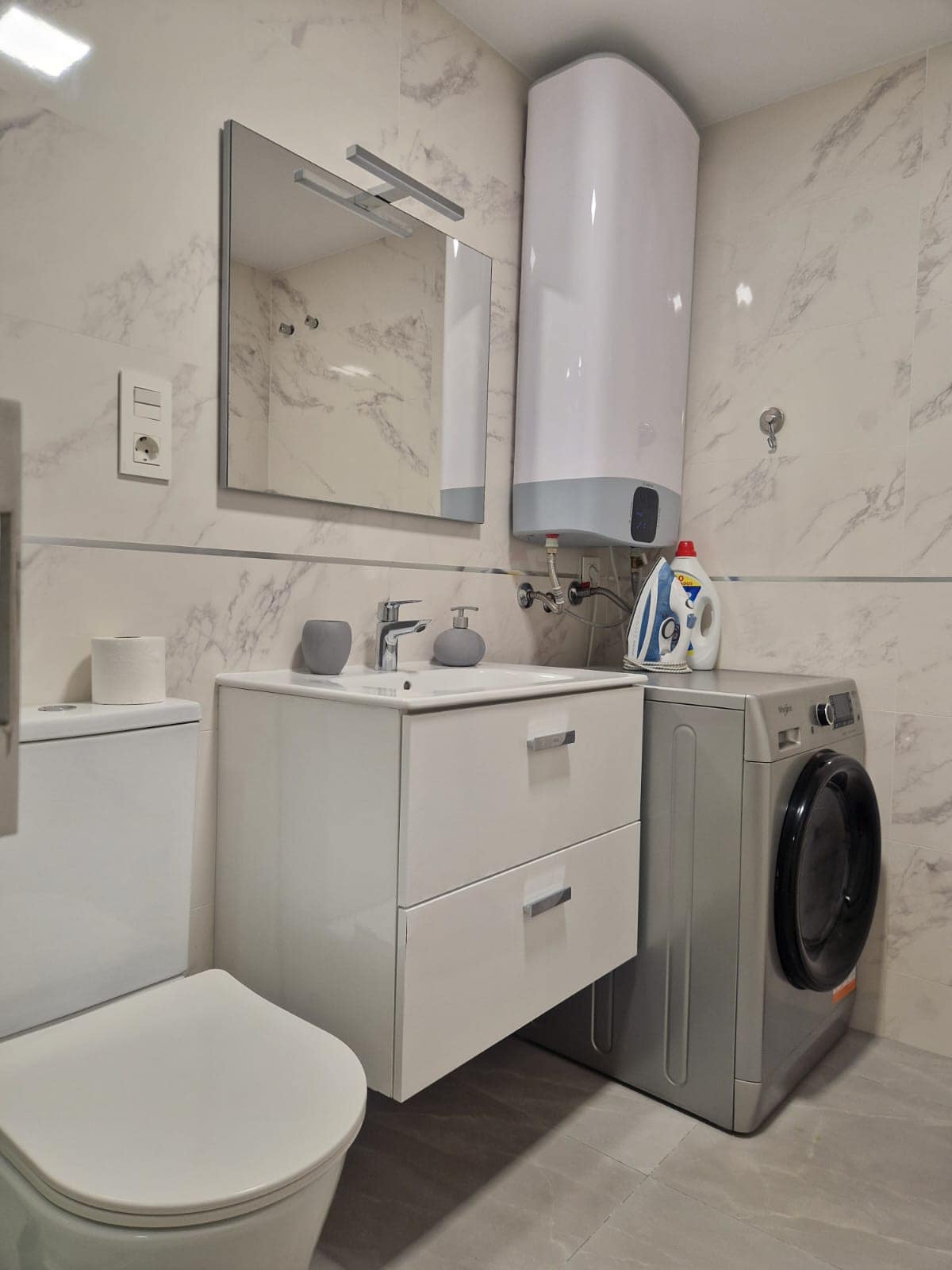1-slaapkamer appartement in Elviria aan het strand met toeristische licentie in Elviria - foto 10