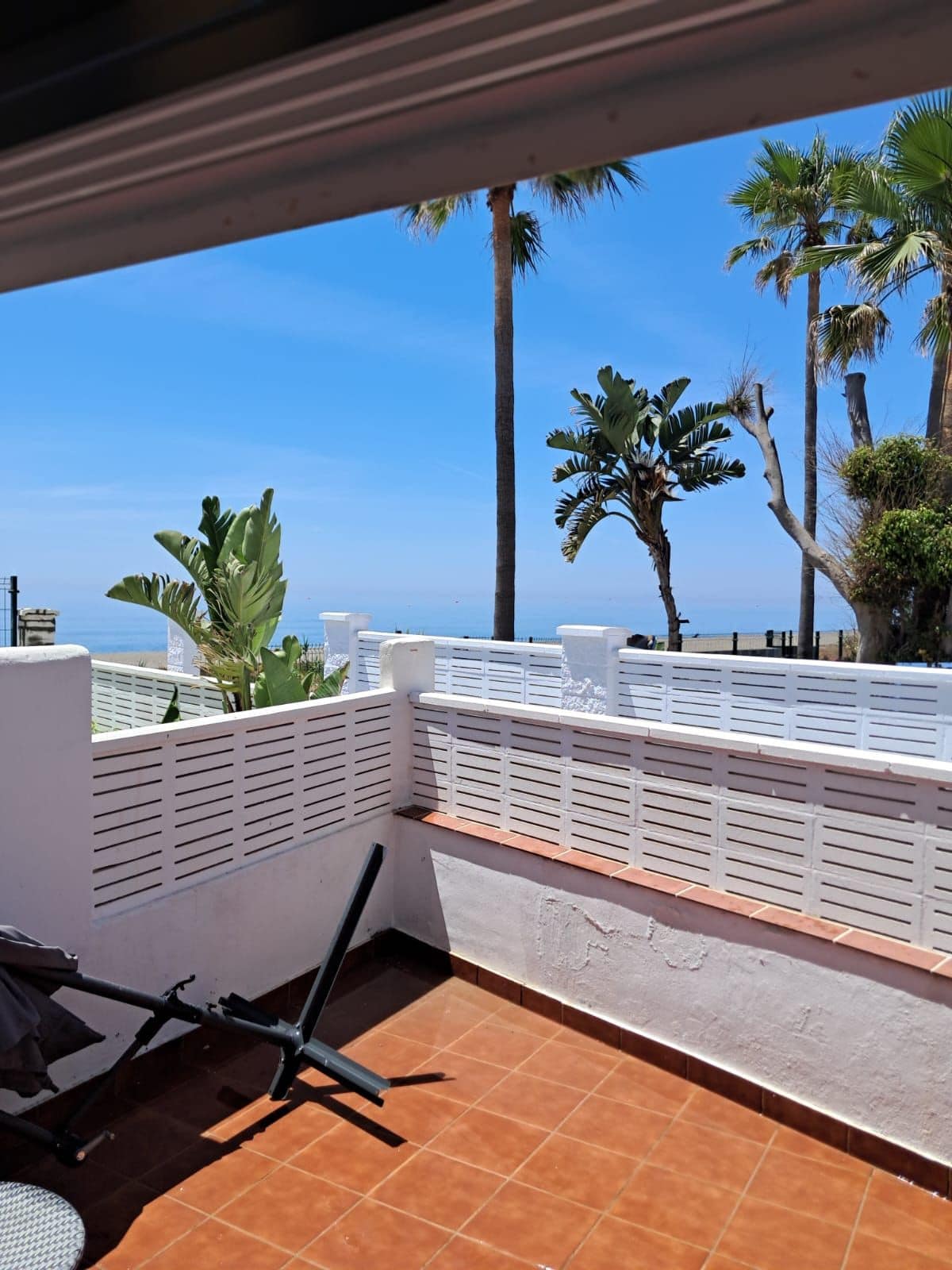 Exclusieve semi-vrijstaande villa aan het strand in Estepona in Estepona - foto 3