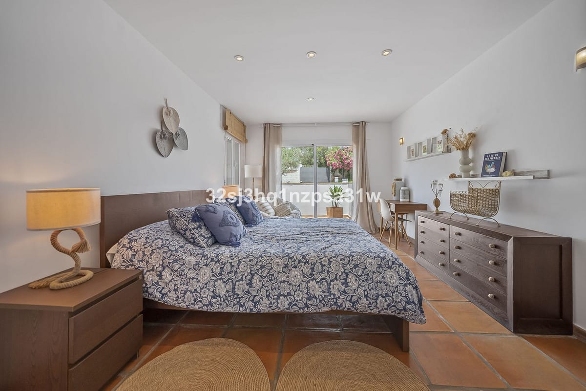 Villa met 6 slaapkamers in Estepona in Estepona - foto 15