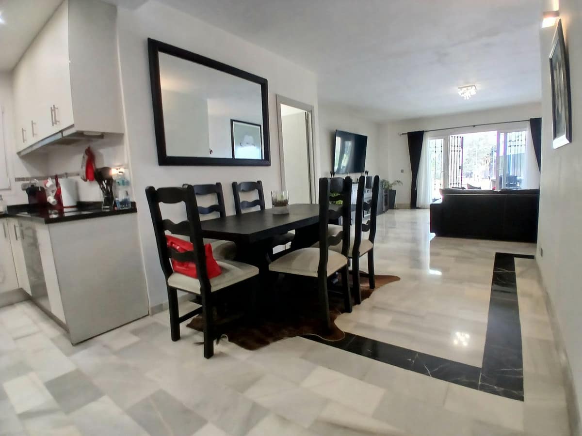 Drie-slaapkamerappartement in Calahonda in Calahonda - foto 9