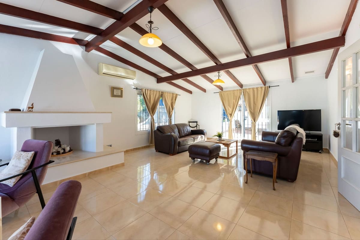 9-slaapkamer villa met drie wooneenheden in Alhaurín el Grande in Alhaurín el Grande - foto 8