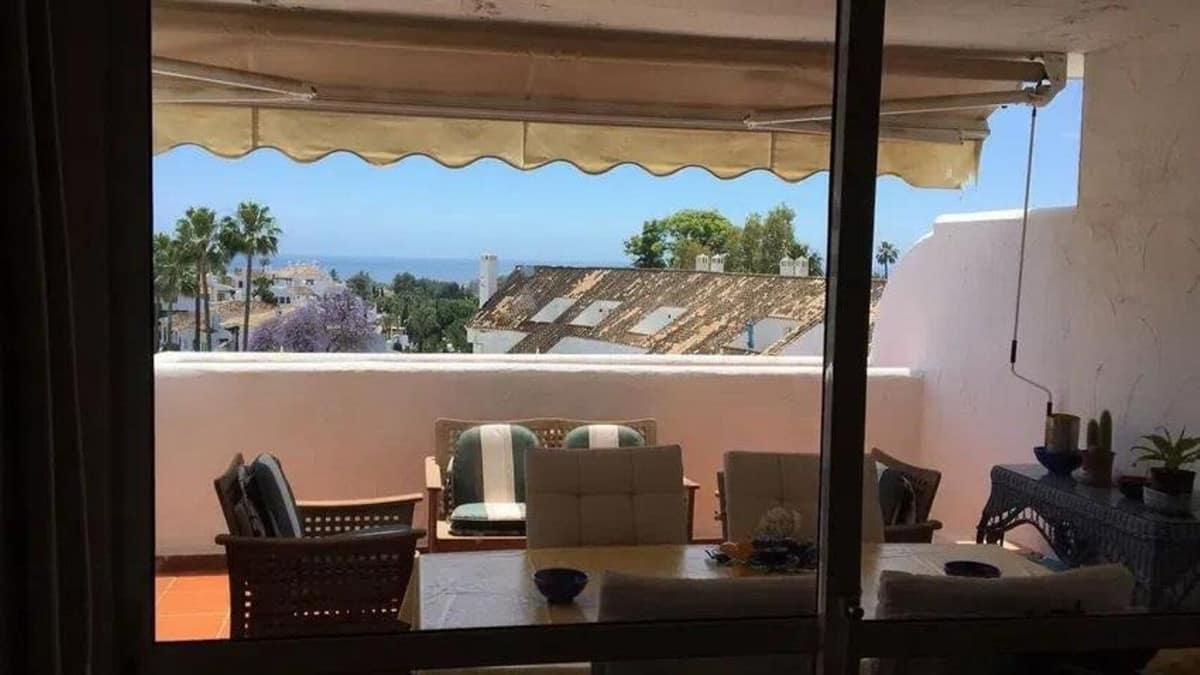 Drie-slaapkamer duplex penthouse in Nueva Andalucía in Nueva Andalucía - foto 4