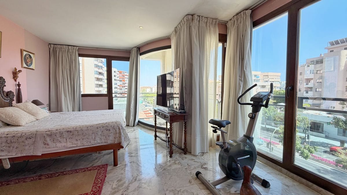 Appartement met 3 slaapkamers in Marbella in Marbella - foto 13