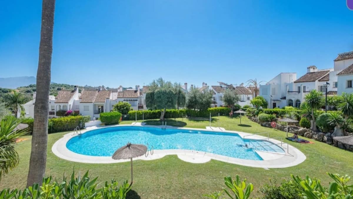 3-slaapkamer stadswoning in Estepona in Estepona - foto 2