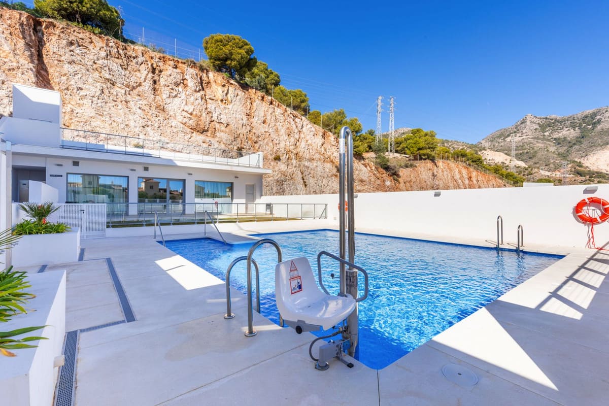 2 bedroom Apartment in Benalmadena in Benalmadena - foto 12