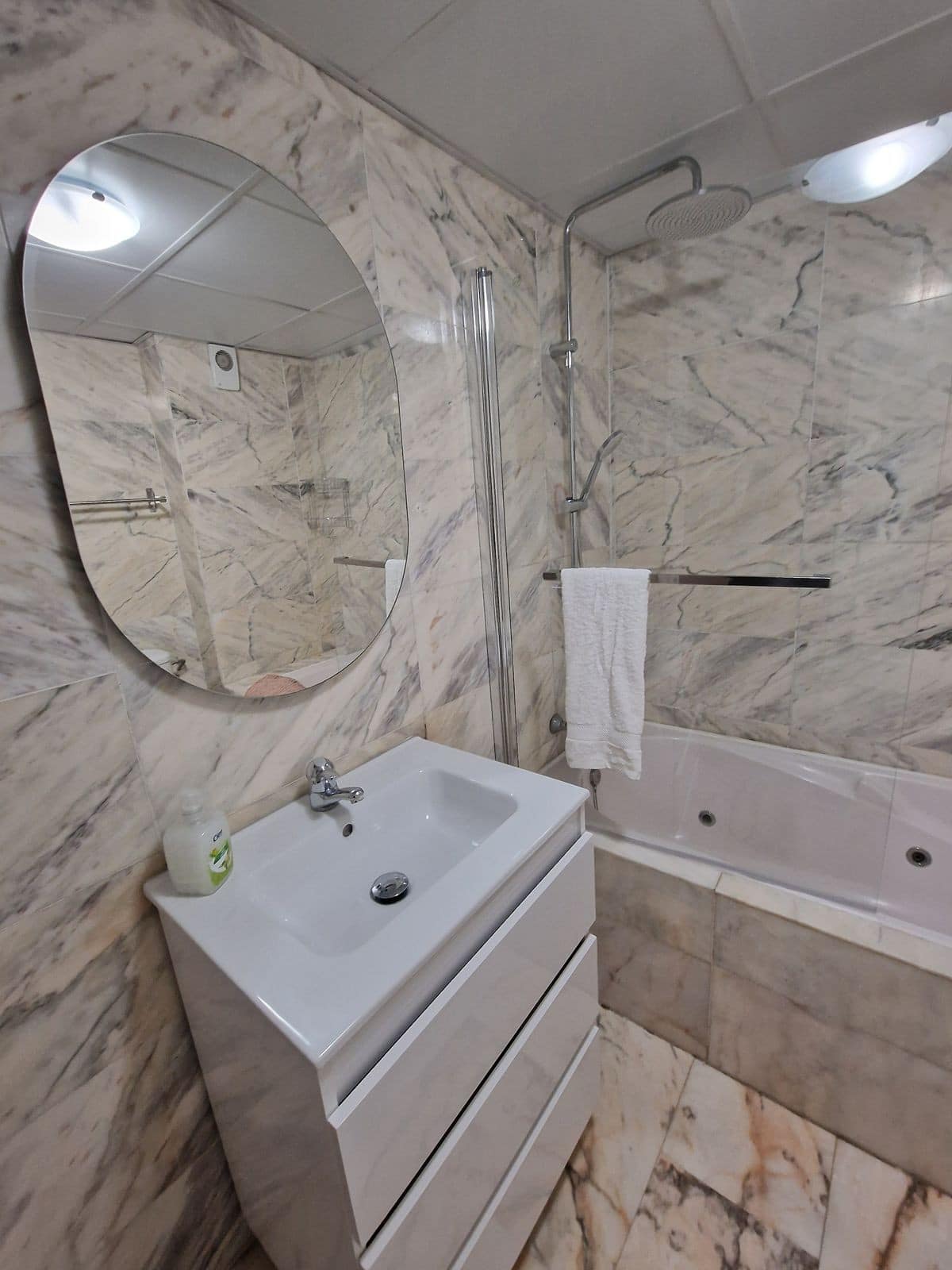 2 bedroom Apartment in Calahonda in Calahonda - foto 18