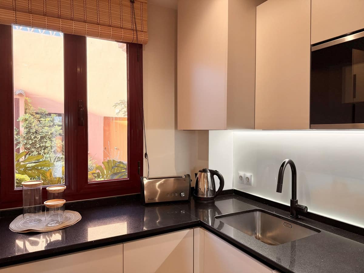 Moderne appartement met 2 slaapkamers in Benahavís in Benahavís - foto 16