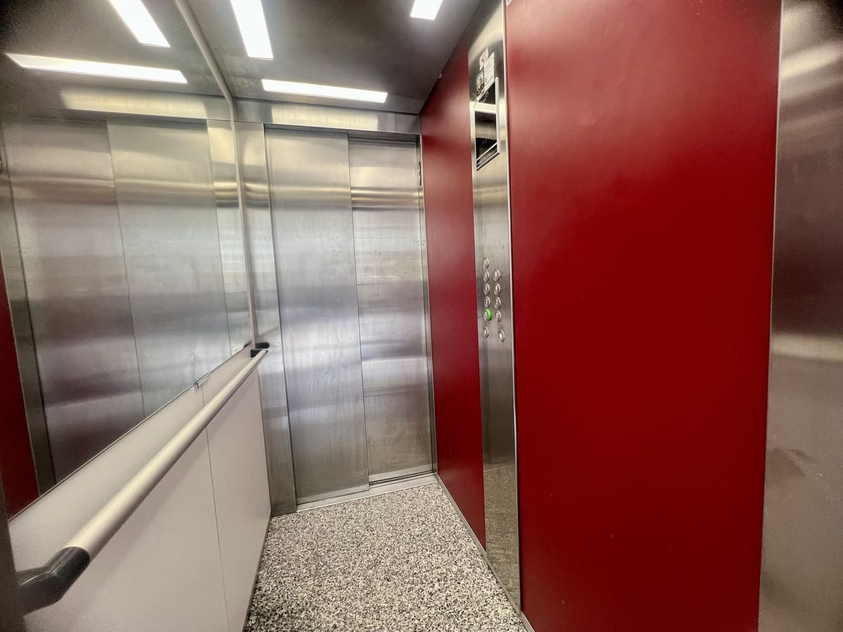 Licht 3-slaapkamerappartement in Málaga historisch centrum – ideaal voor studenten en lange termijn wonen in Málaga - foto 4