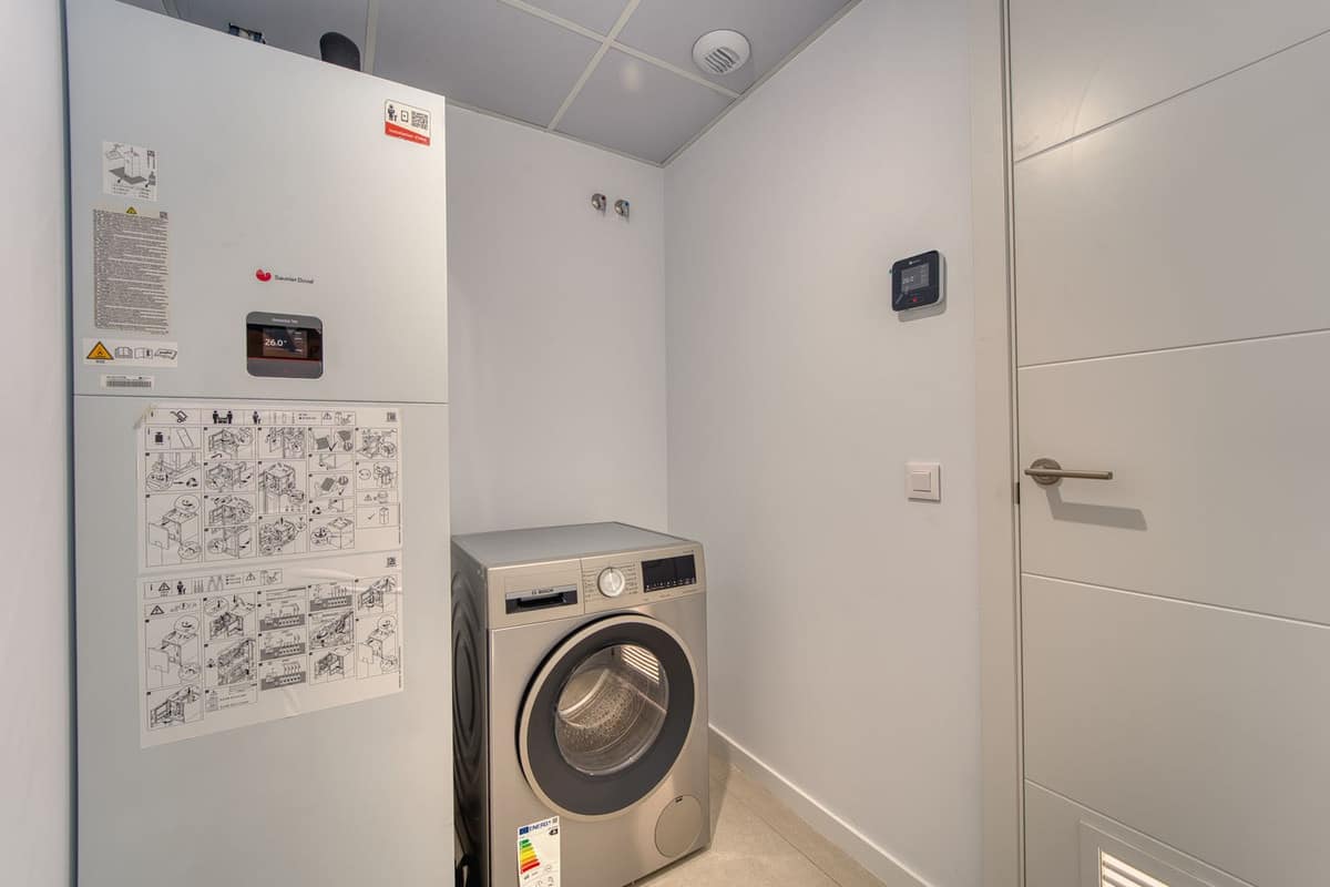 Appartement met 3 slaapkamers en zeezicht in Torremolinos in Torremolinos - foto 7